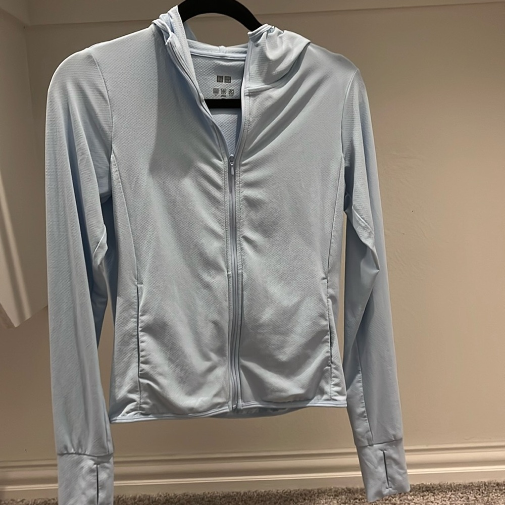 Uniqlo airism jacket